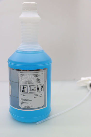 Detergente per vetri e interni